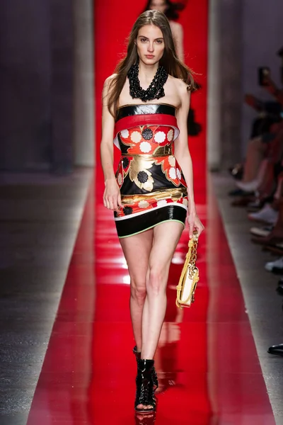 Look 38